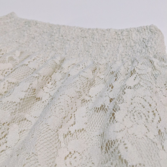 Forever 21 Lace Mini Skirt - Picture 2 of 3